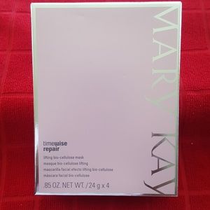 Mary KayTimeWise Repair lifting bio-cellulose mask